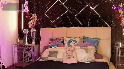 EvelynaGrey online show from 04-18-26, 08:40