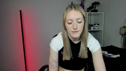 evelynblond online show from 03-13-26, 07:37