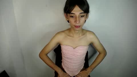Snapshot of evelynfuck chatting on 03-22-26, 10:24 evelynfuck online show from 03-22-26, 10:24