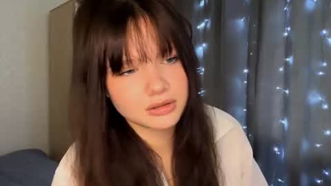Snapshot of evelynhudson chatting on 06-12-26, 08:46 Evelyn Velvet online show from 06-12-26, 08:46