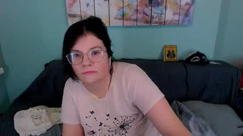 Everly online show from 03-08-26, 05:55