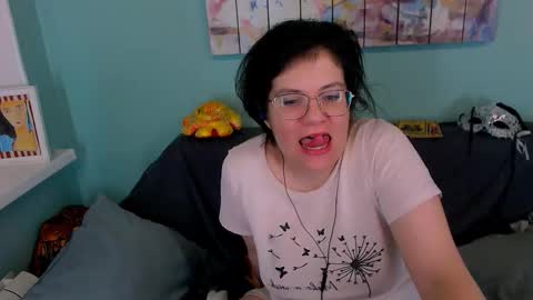 Everly online show from 03-16-26, 10:14