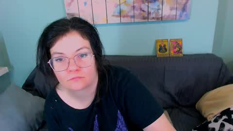 Everly online show from 03-24-26, 04:23