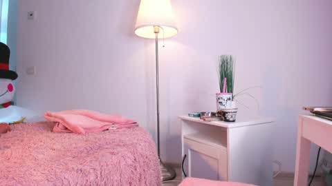 Snapshot of eves_bodyxxx chatting on 12-24-24, 10:01 Sensation Body online show from 12-24-24, 10:01