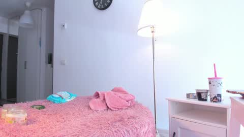 Snapshot of eves_bodyxxx chatting on 01-27-25, 09:55 Sensation Body online show from 01-27-25, 09:55