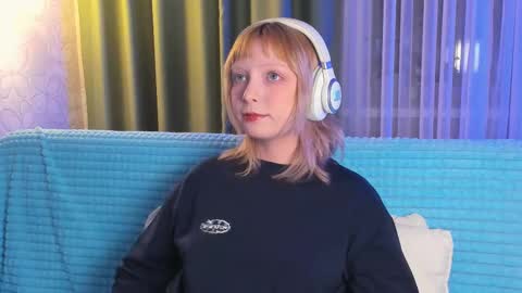 Forget me not eve on CB online show from 11-16-25, 05:13