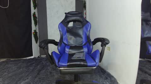 Snapshot of evessinn chatting on 01-10-26, 11:20 luis online show from 01-10-26, 11:20