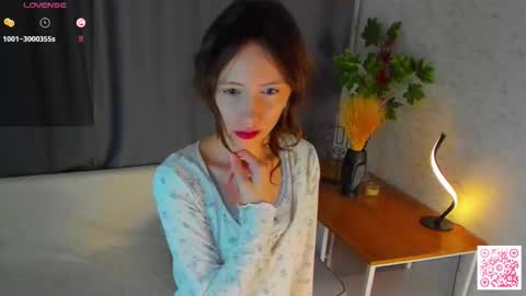 Snapshot of evetteagner chatting on 10-19-25, 06:08 Naomi online show from 10-19-25, 06:08