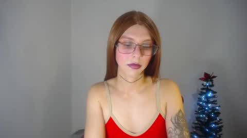 Snapshot of evi_kitty chatting on 01-06-25, 11:42 Evi online show from 01-06-25, 11:42