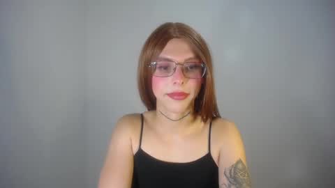 Snapshot of evi_kitty chatting on 02-28-25, 08:18 Evi online show from 02-28-25, 08:18