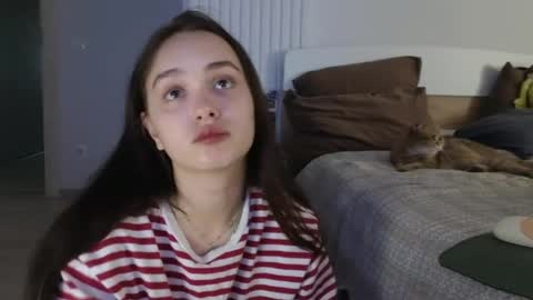 Snapshot of evi_woow chatting on 05-04-26, 09:00 evi_woow online show from 05-04-26, 09:00