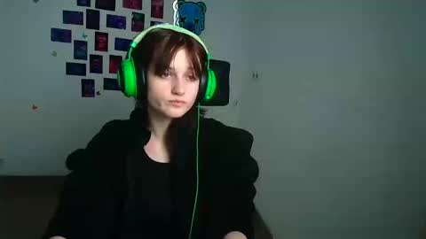 Evie online show from 01-14-26, 12:55