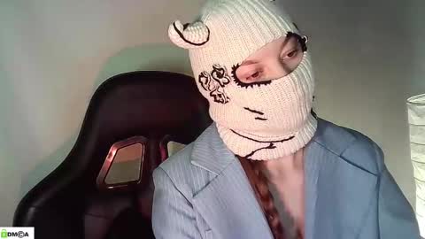 Renesme White Im here from Monday to Friday online show from 05-14-26, 01:56