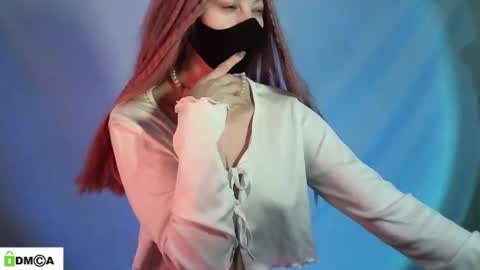 Snapshot of evie_muna chatting on 07-08-26, 04:06 Renesme White Im here from Monday to Friday online show from 07-08-26, 04:06