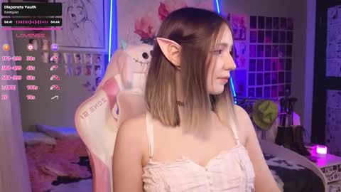 Snapshot of evie_rosen chatting on 01-07-26, 01:08 Evie online show from 01-07-26, 01:08