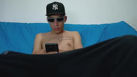Snapshot of evil_boss1 chatting on 06-06-26, 07:13 evil_boss1 online show from 06-06-26, 07:13