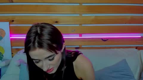 Evis online show from 12-19-25, 02:51