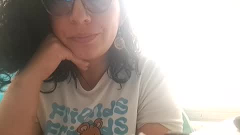 Snapshot of evolet_evolet_ chatting on 11-30-25, 06:12 Evolet online show from 11-30-25, 06:12