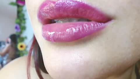 Snapshot of evolethmontenegros chatting on 12-19-24, 06:45 Evoleth online show from 12-19-24, 06:45