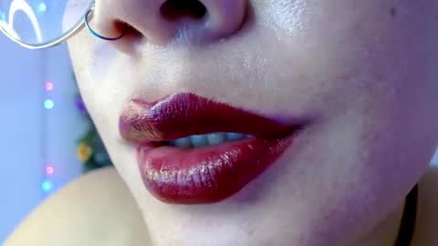 Snapshot of evolethmontenegros chatting on 12-20-24, 08:06 Evoleth online show from 12-20-24, 08:06