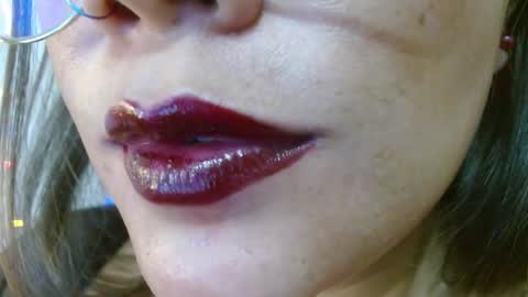 Snapshot of evolethmontenegros chatting on 03-31-26, 04:35 Evoleth online show from 03-31-26, 04:35