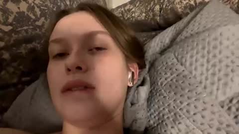 Eva online show from 12-14-25, 08:24