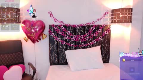 evvaa_moon online show from 02-10-26, 12:31