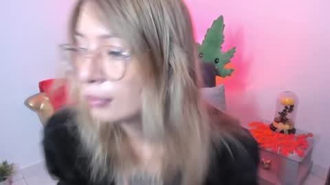 evyei online show from 12-31-24, 04:14