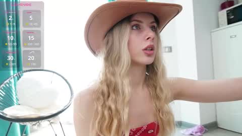 Evy online show from 03-04-26, 08:31