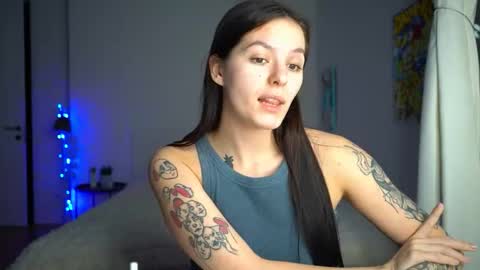 ewelynscott online show from 12-02-25, 11:34