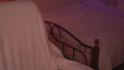 Snapshot of ex_angel chatting on 12-10-24, 09:33 Alyson online show from 12-10-24, 09:33