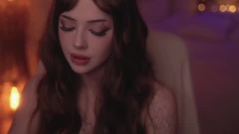 Snapshot of ex_angel chatting on 12-11-24, 12:33 Alyson online show from 12-11-24, 12:33