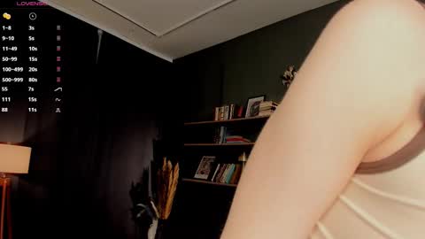 Snapshot of excellent_vibe chatting on 02-18-26, 07:10 Ann online show from 02-18-26, 07:10