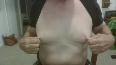 Snapshot of excitacbleguy9 chatting on 04-21-26, 01:17 was excitablyguy hacked online show from 04-21-26, 01:17