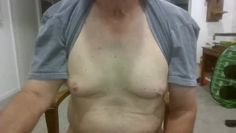 Snapshot of excitacbleguy9 chatting on 06-12-26, 12:48 was excitablyguy hacked online show from 06-12-26, 12:48