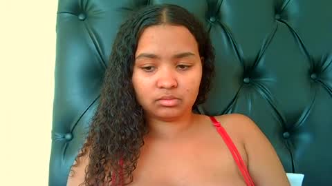 Snapshot of exclusivecourtney chatting on 06-27-26, 05:34 courtney online show from 06-27-26, 05:34