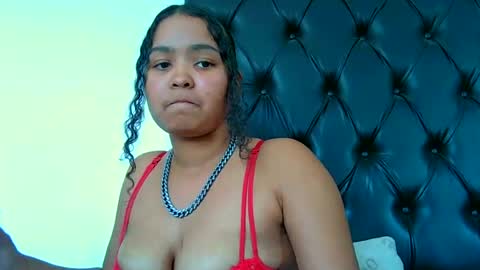 Snapshot of exclusivecourtney chatting on 07-07-26, 10:41 courtney online show from 07-07-26, 10:41