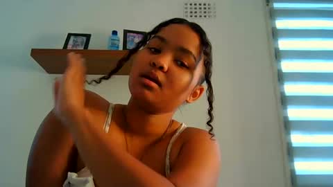 Snapshot of exclusivecourtney chatting on 07-13-26, 05:32 courtney online show from 07-13-26, 05:32