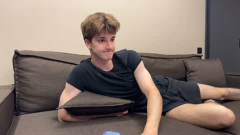 Snapshot of exclusiveflexboy chatting on 06-20-26, 10:34 exclusiveflexboy online show from 06-20-26, 10:34