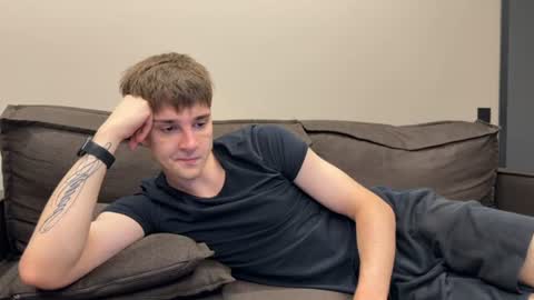 Snapshot of exclusiveflexboy chatting on 07-15-26, 09:09 exclusiveflexboy online show from 07-15-26, 09:09