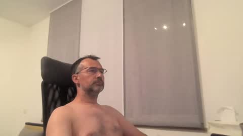 exhibit77 online show from 07-12-26, 11:18
