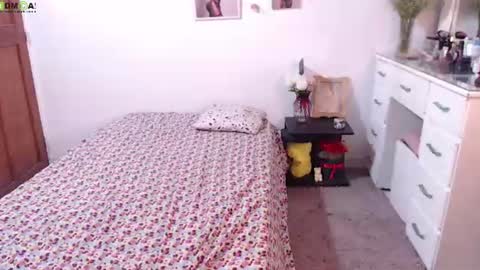 Snapshot of exoctic_ruby chatting on 06-30-26, 12:33 Ruby online show from 06-30-26, 12:33