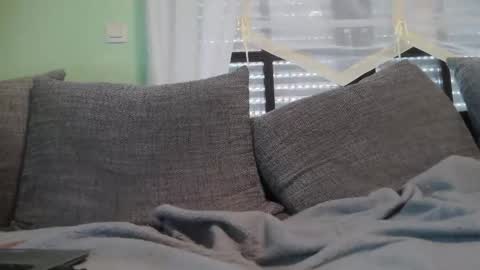 mi insta maddin 5011 online show from 09-15-25, 12:38