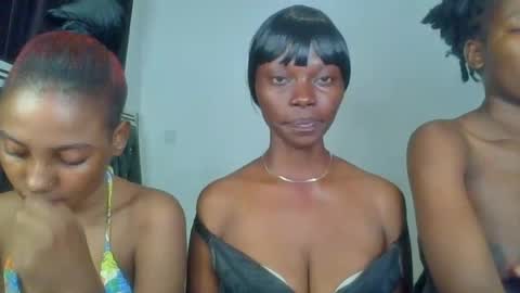 exotic_cutiee online show from 07-20-26, 10:45