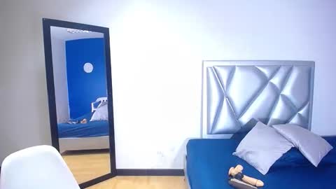 exotic_karmella online show from 11-21-25, 09:13