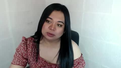 Snapshot of exoticpinayx chatting on 11-17-25, 08:25 SHANTAL MARIE online show from 11-17-25, 08:25