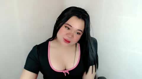 Snapshot of exoticpinayx chatting on 11-18-25, 06:12 SHANTAL MARIE online show from 11-18-25, 06:12