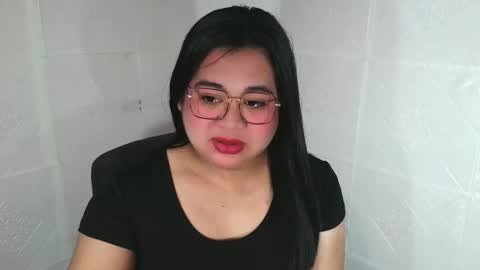 Snapshot of exoticpinayx chatting on 11-26-25, 02:40 SHANTAL MARIE online show from 11-26-25, 02:40