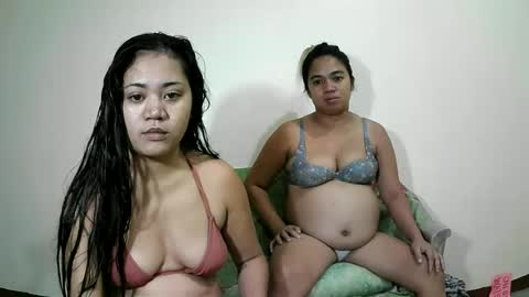 Snapshot of exoticpregnant chatting on 07-10-26, 12:19 jane and jessa online show from 07-10-26, 12:19