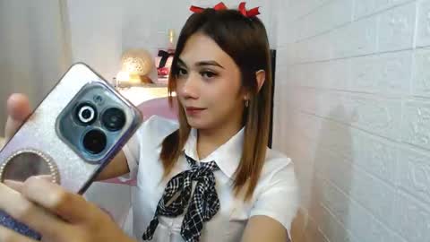 exotictssavie online show from 01-15-25, 03:18